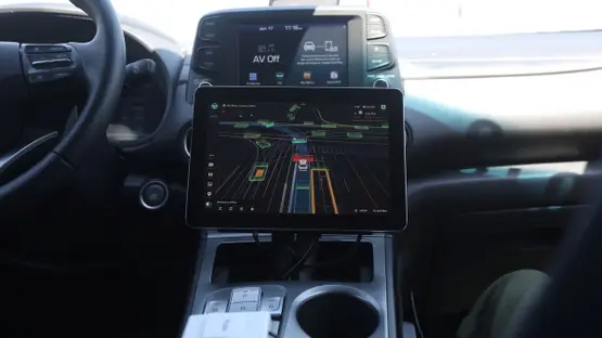 مرسيدس تدخل عصر "الروبوتاكسي" من بوابة أبوظبي بسيارات S-Class ذاتية القيادة