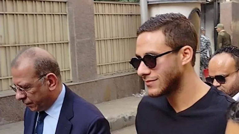 حبس اللاعب المصري رمضان صبحي عامًا مع الشغل في قضية تزوير