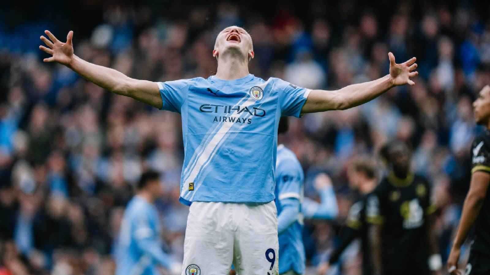 هالاند يكشف أسرار عن حياته| أكره التسلل وأرفض القفازات… ووالدي أرادني لاعب جولف لا هدّافاً