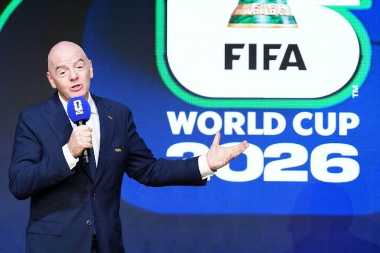فيفا يتراجع تحت الضغط ويطرح تذاكر مونديال 2026 بسعر 60 دولاراً للمشجعين "الأوفياء"