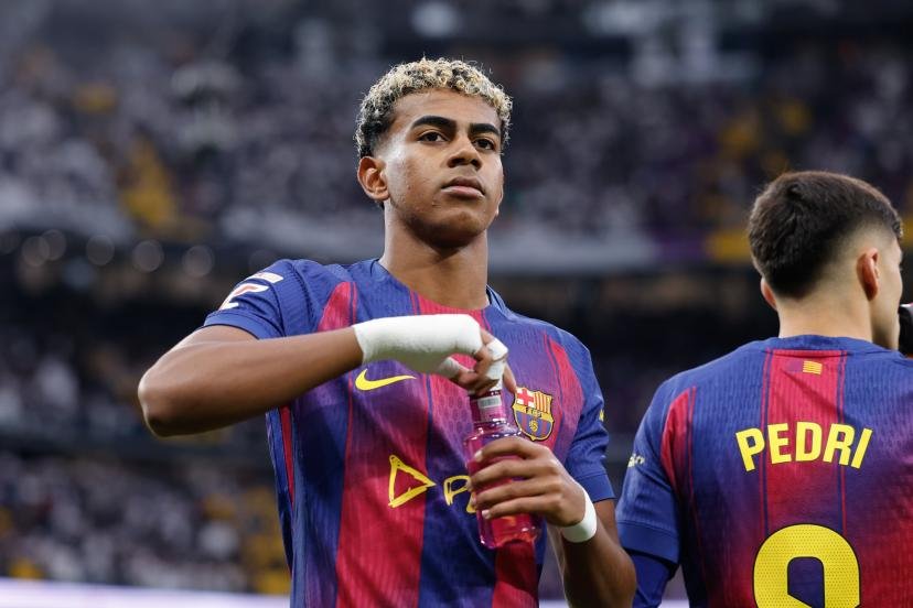 قلق في برشلونة قبل مواجهة فياريال.. اختبار طبي يحدد مصير بيدري