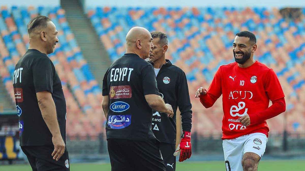 كيف صوّت محمد صلاح وحسام حسن في جائزة ذا بيست 2025؟