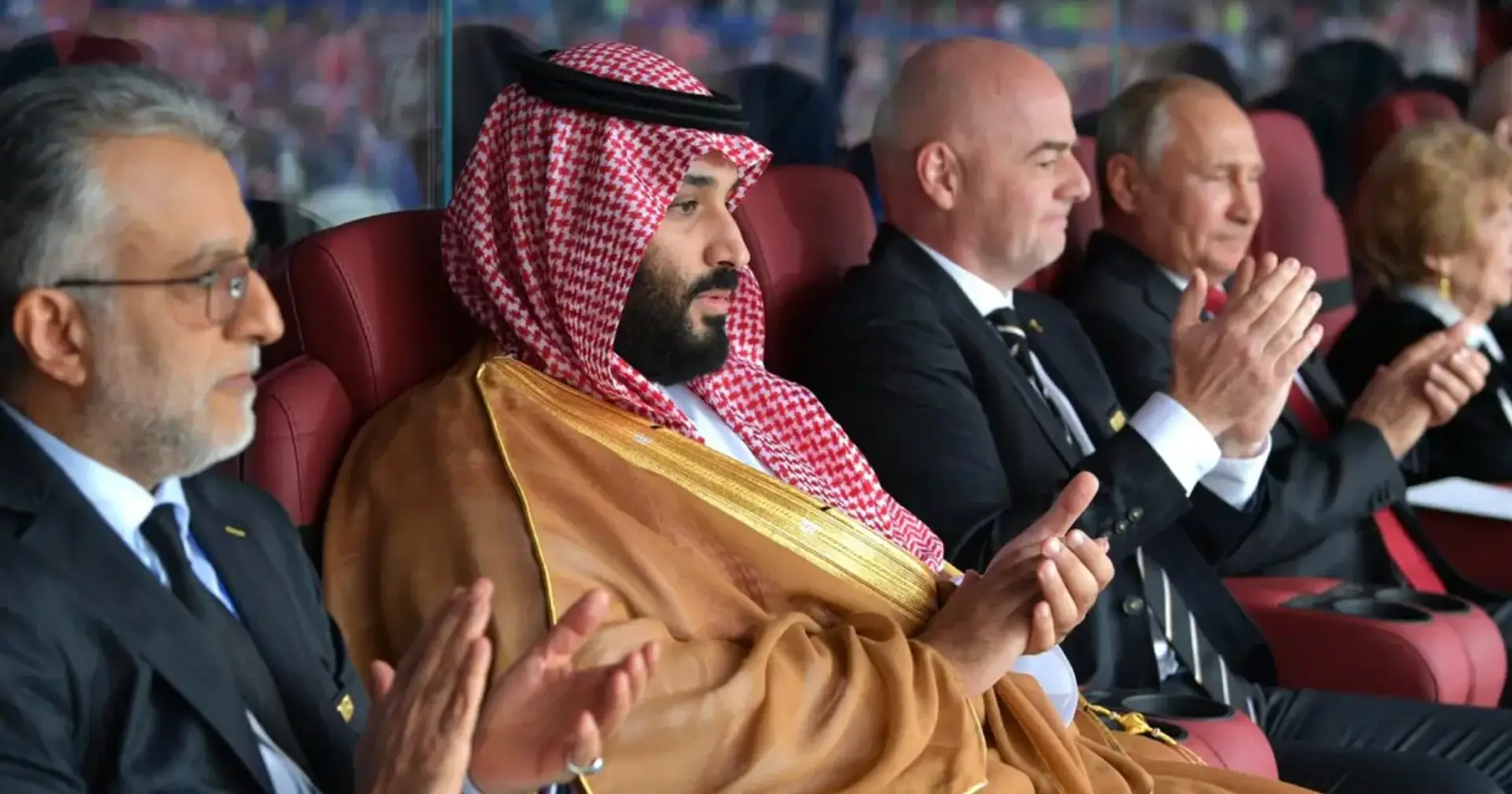 عرض سعودي يهز عالم كرة القدم: هل يقترب برشلونة من أكبر صفقة استحواذ في تاريخه؟