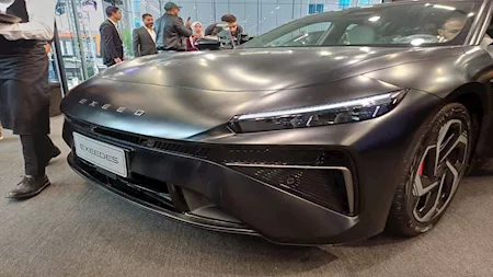 إكسيد ES تدخل مصر بقوة: أول سيدان فاخرة صينية بمدى 1450 كيلومتر وتسارع رياضي