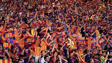 عرض سعودي يهز عالم كرة القدم: هل يقترب برشلونة من أكبر صفقة استحواذ في تاريخه؟