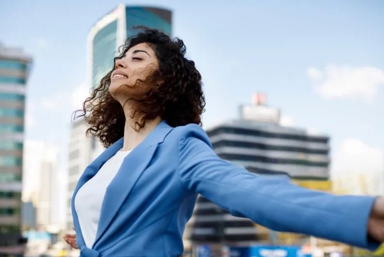 دليل النساء لإعادة الشحن العاطفي