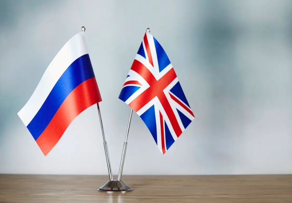 بريطانيا وروسيا