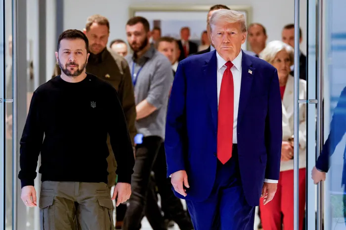 زيلينسكي يعلن لقاءً مرتقبًا مع ترامب لبحث إنهاء الحرب في أوكرانيا
