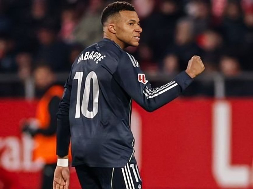 مبابي يقترب من تحطيم أحد أكثر أرقام رونالدو صمودًا في تاريخ ريال مدريد