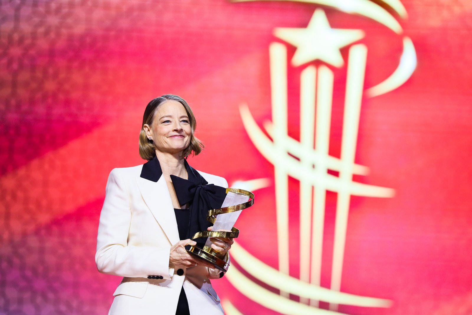 جودي فوستر: "قتلة زهرة القمر" كان سيحقق تأثيرًا أقوى لو قُدّم كدراما من ثماني ساعات