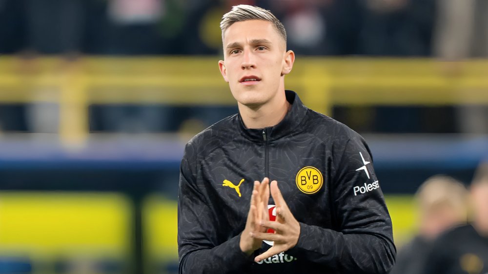 تقارير: برشلونة يقترب من حسم واحدة من أكبر صفقات الدفاع في أوروبا