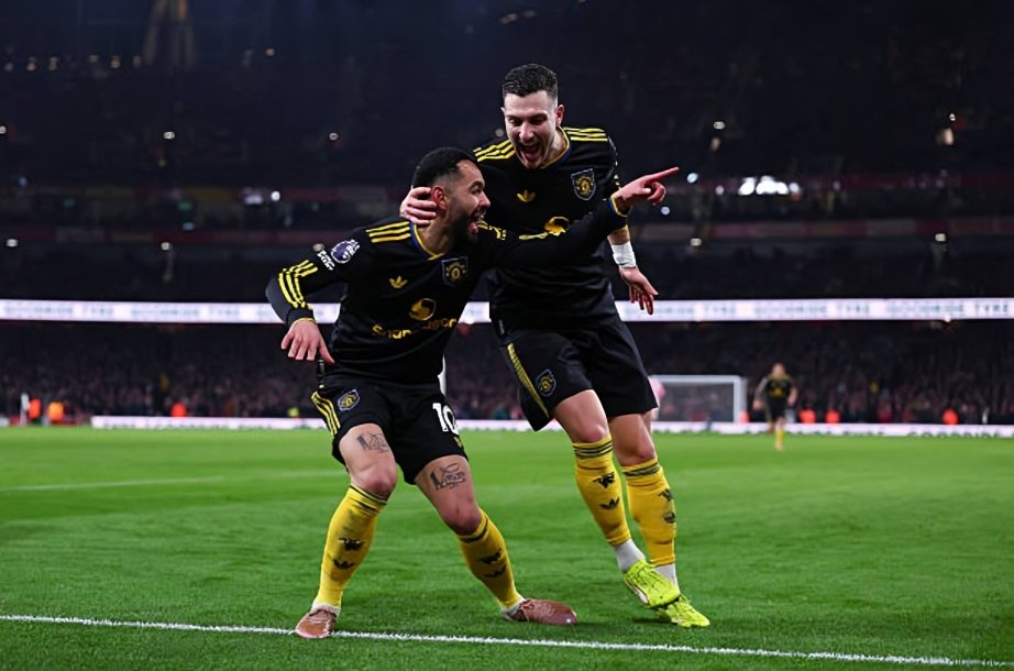 مانشستر يونايتد يقتنص فوزا دراميا من أرسنال في قمة الدوري الإنجليزي بملعب الإمارات