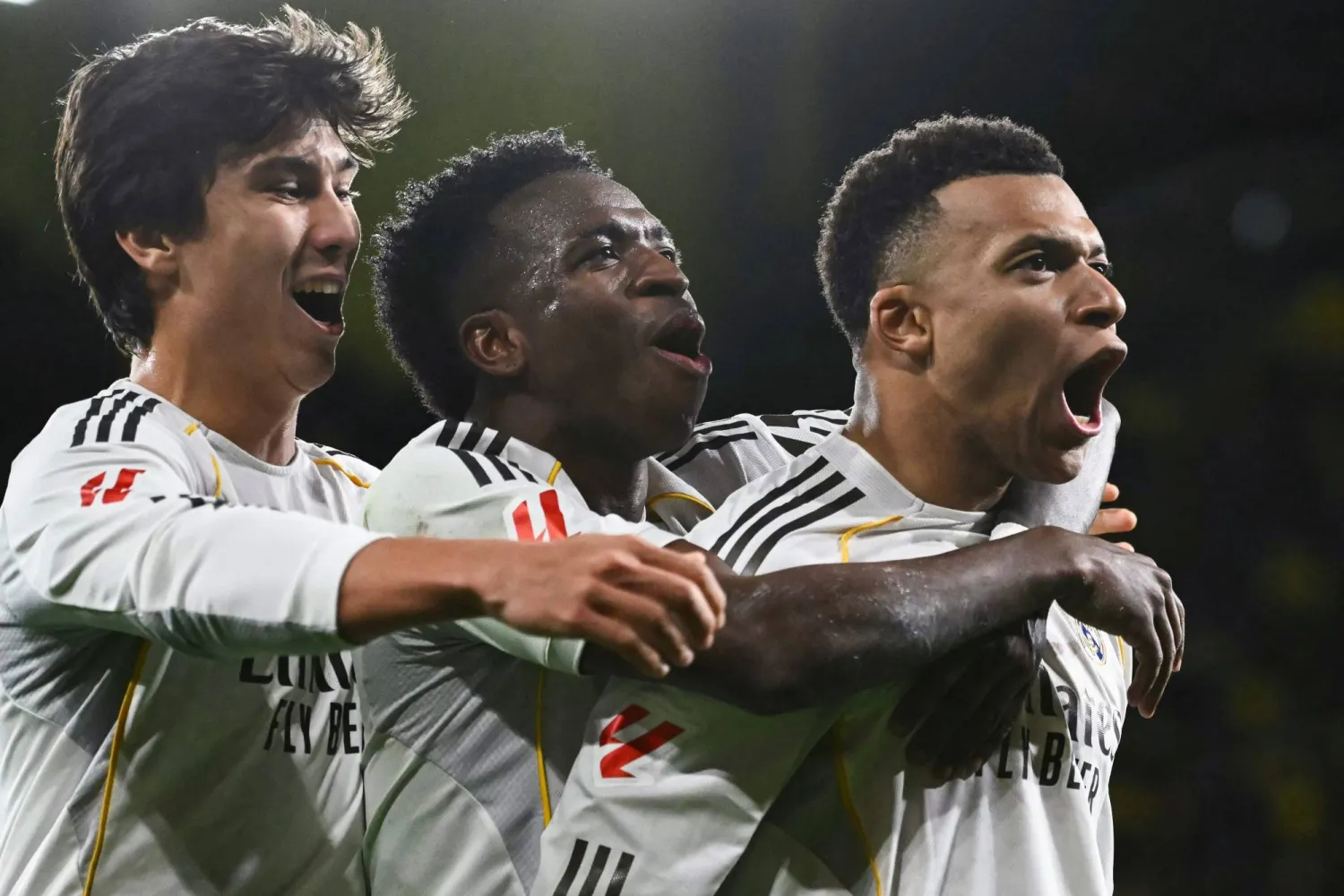 كيليان مبابي يقود ريال مدريد لصدارة الدوري الإسباني بعد تخطي عقبة فياريال بثنائية نظيفة