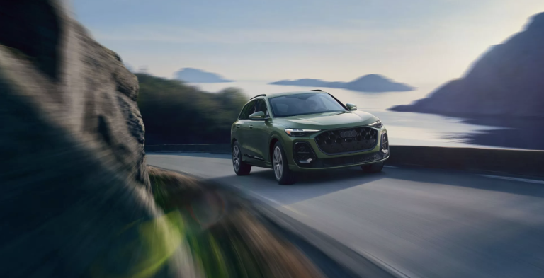 أودي تعزز تنافسيتها العالمية بتحديثات ذكية لطرازي A5 وQ5 لعام 2026