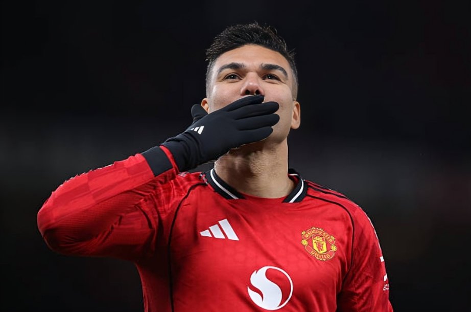 كاسيميرو يعلن رسميا رحيله عن مانشستر يونايتد بختام الموسم الحالي