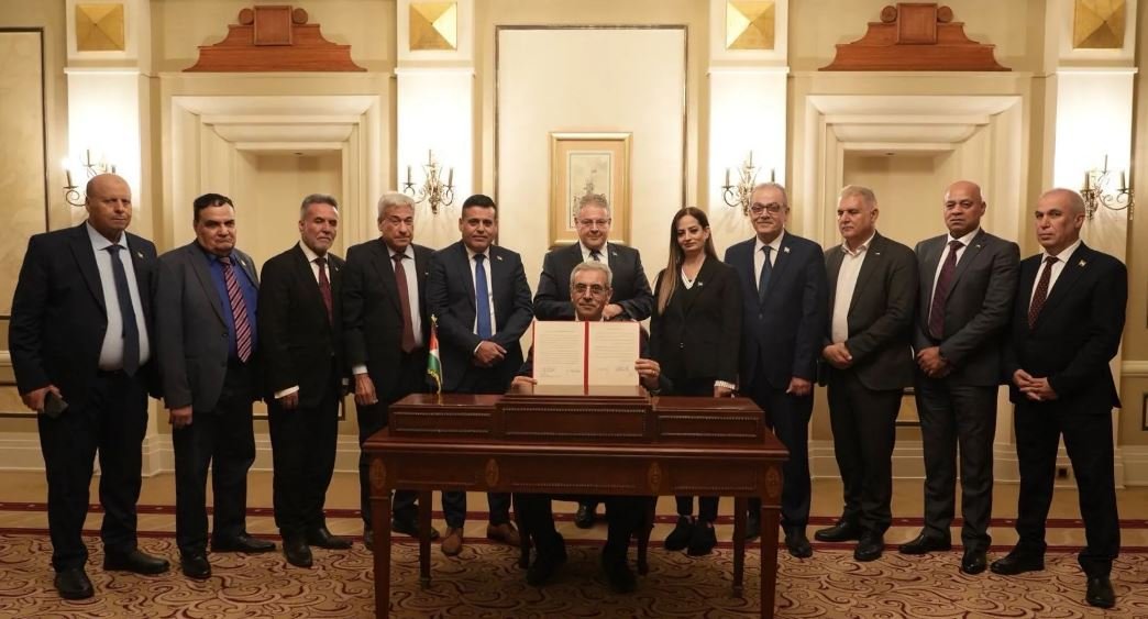 تفاصيل اجتماع اللجنة الوطنية لإدارة غزة بـ القاهرة