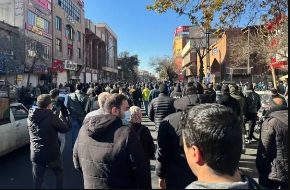 احتجاجات إيران