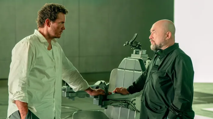 كريس برات: فكرتُ في قاضٍ من الذكاء الاصطناعي قبل إسناد الدور إلى ريبيكا فيرجسون