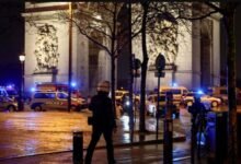 هجوم قرب قوس النصر في باريس
