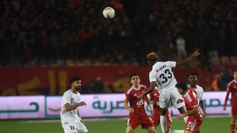 تعادل إيجابي يوقف قطار الأهلي أمام البنك الأهلي ويعطل ملاحقته لقمة الدوري المصري