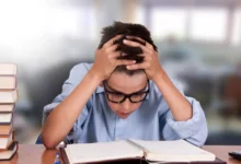 دراسة وراثية: عسر القراءة لا يرتبط بجين واحد بل بشبكات دماغية معقّدة