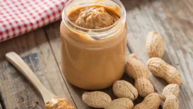 زبدة الفول السوداني: الطاقة المستدامة بدل الدفعة السريعة للسكر