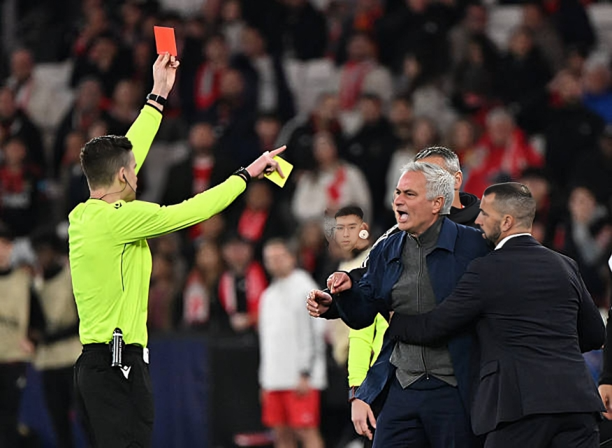 جوزيه مورينيو يرفض الحديث للإعلام قبل مواجهة ريال مدريد في دوري أبطال أوروبا بعد إيقاف بريستياني