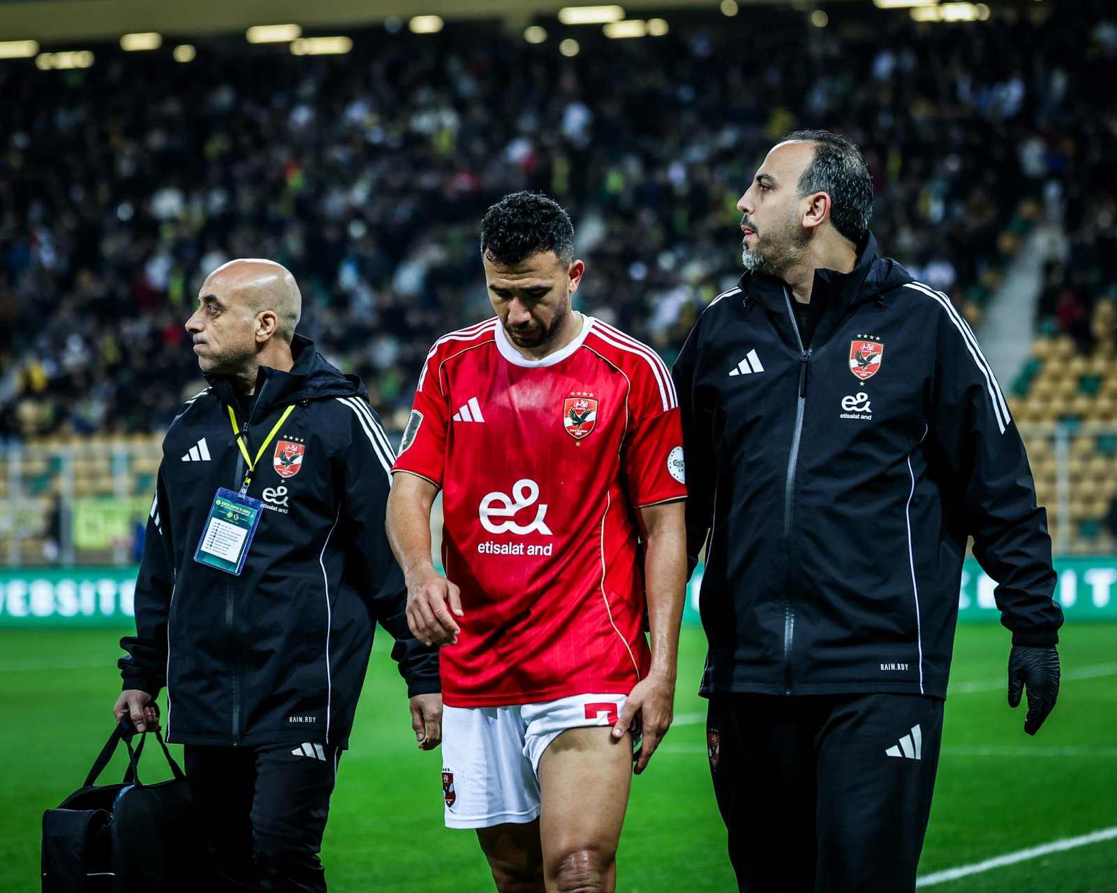 الأهلي المصري يعبر إلى ربع نهائي دوري أبطال إفريقيا بعد التعادل مع شبيبة القبائل بالجزائر