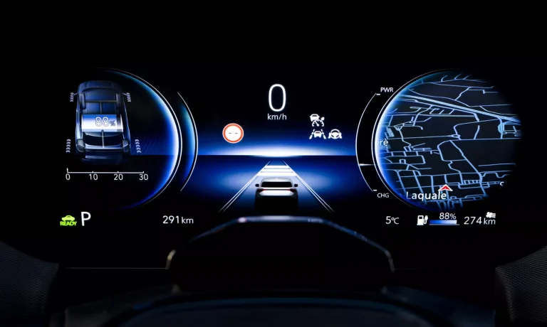 تويوتا تراهن على التقنيات الهجينة وتحقق نموا لافتا في سوق السيارات العالمي