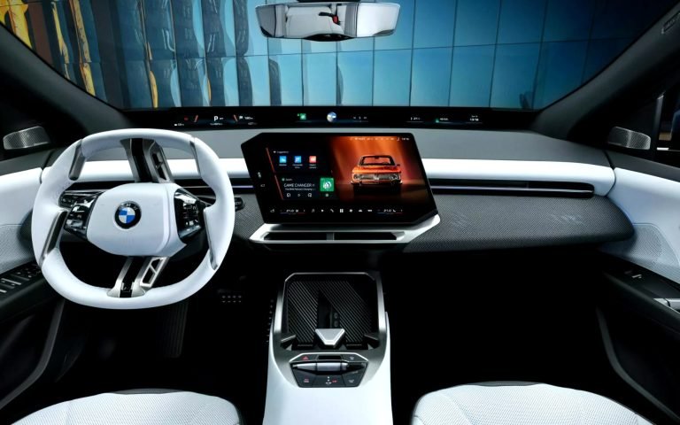 BMW تطلق طراز i3 الجديد كليا ضمن عائلة “Neue Klasse” لترسم ملامح مستقبل السيارات الكهربائية