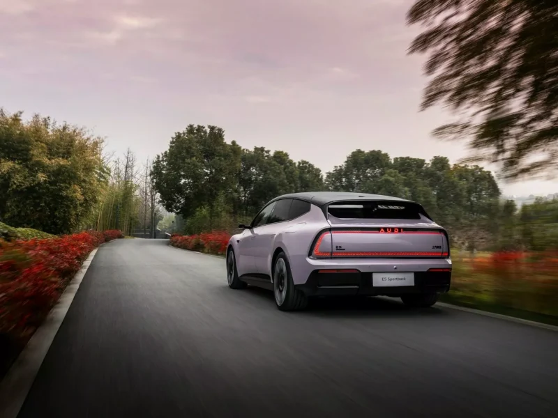 أودي تطلق طراز E5 Sportback الجديد في الصين باستراتيجية تسعير هجومية