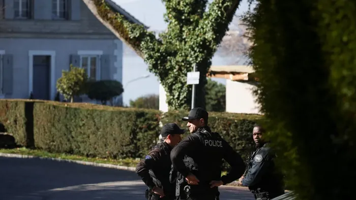 انتهاء جولة مفاوضات أمريكية إيرانية في جنيف وسط أجواء “إيجابية” وترقب لاستئنافها مساءً