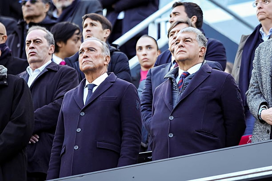 لابورتا يعلن استقالته عن رئاسة نادي برشلونة وتحديد موعد الانتخابات الرئاسية