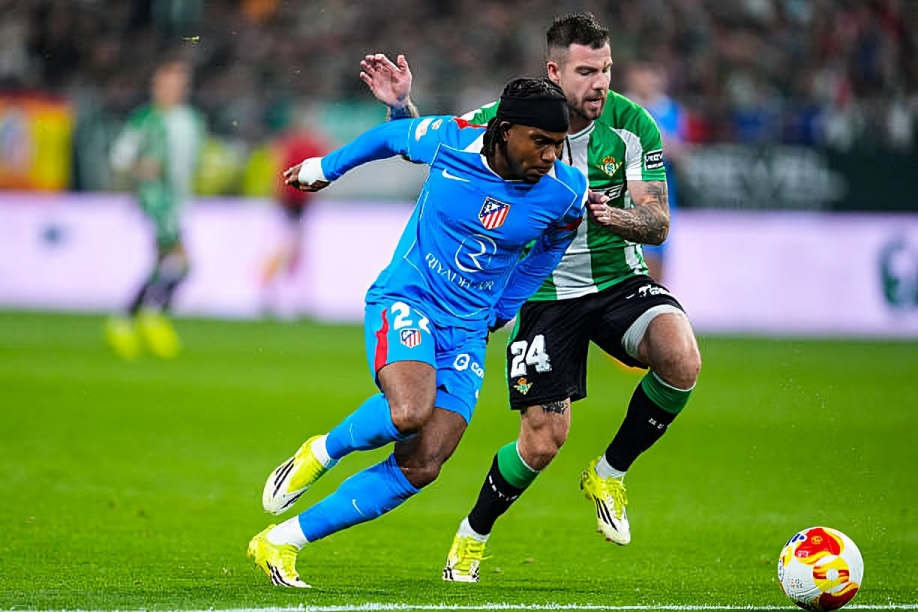 أتلتيكو مدريد يقسو على ريال بيتيس بخماسية نظيفة ويحجز المقعد الأخير في نصف نهائي كأس ملك إسبانيا