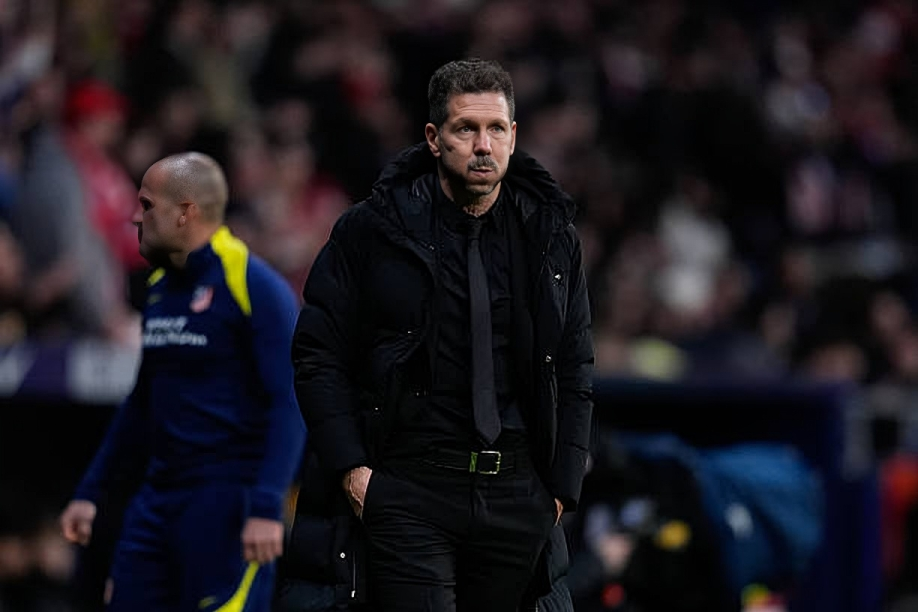 أتلتيكو مدريد يكتسح برشلونة برباعية نظيفة ويقترب من نهائي كأس ملك إسبانيا