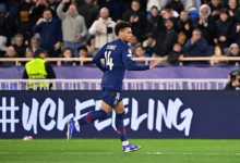 باريس سان جيرمان يقلب الطاولة على موناكو بثلاثية مثيرة في ذهاب ملحق دوري أبطال أوروبا