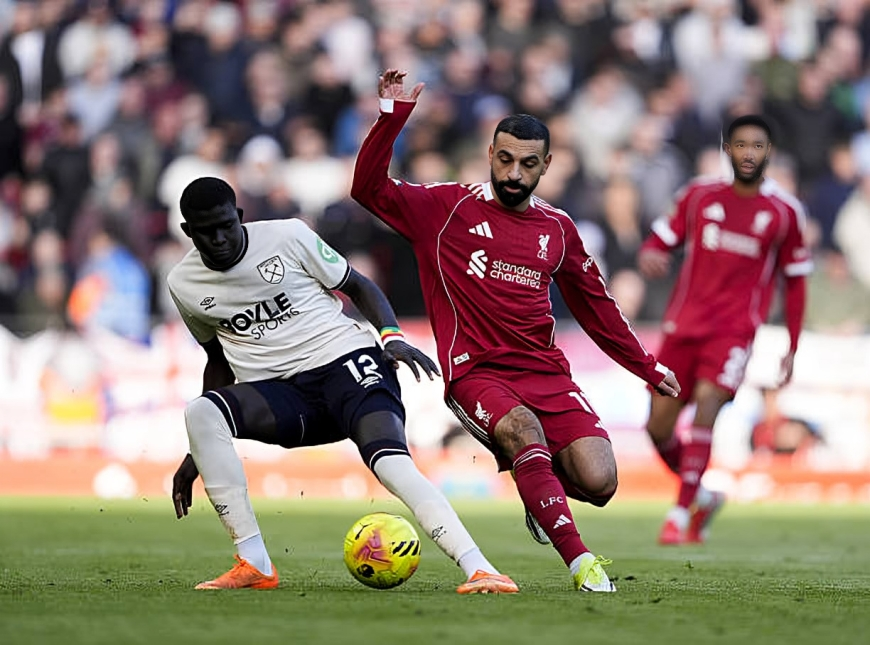 ليفربول يمطر شباك وست هام بخماسية ويقتحم المربع الذهبي في الدوري الإنجليزي