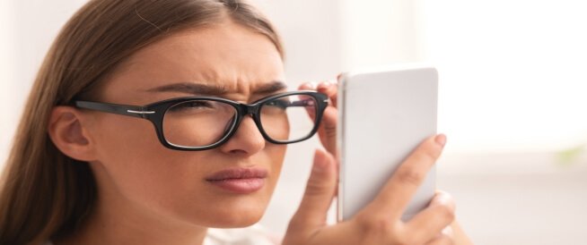 دراسة جديدة: ليست الشاشات وحدها السبب في تفشي قِصر النظر