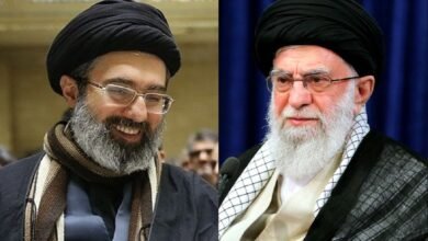 على خامنئي ومجتبى خامنئي