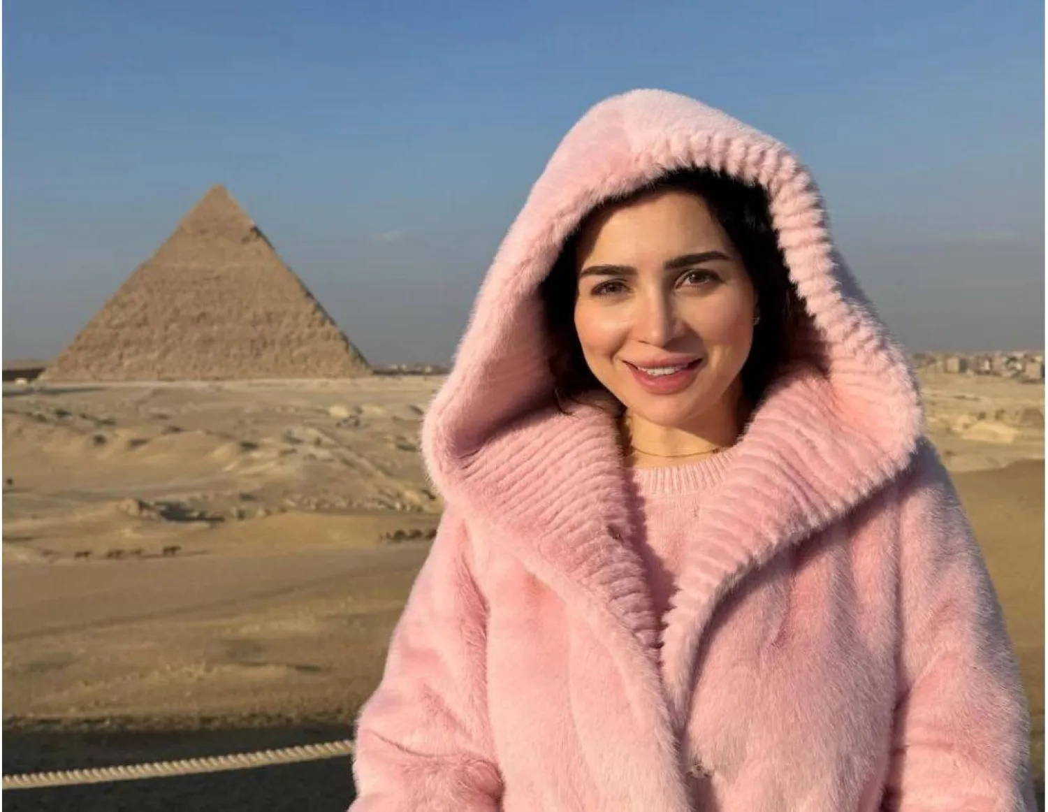 جراحة دقيقة للفنانة مي عز الدين بعد أزمة صحية مفاجئة