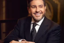 هاني شاكر في العناية المركزة بعد جراحة دقيقة بالقولون