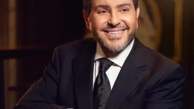 هاني شاكر في العناية المركزة بعد جراحة دقيقة بالقولون