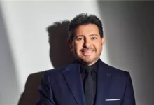 تطورات الحالة الصحية لهاني شاكر.. وزوجته تكشف التفاصيل