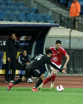 مدرب الأهلي ييس توروب يعرب عن صدمته من إهدار الفرص أمام زد ويعد بتصحيح المسار