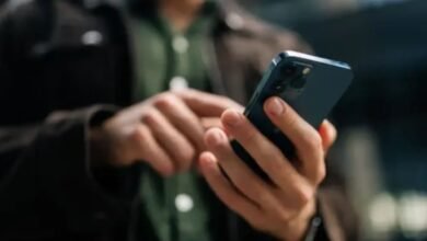 إعفاء الهواتف المحمولة للمصريين بالخارج