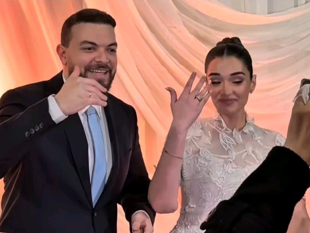 ملك أحمد زاهر تفاجئ جمهورها بخطوبة هادئة على السيناريست شريف عمرو الليثي