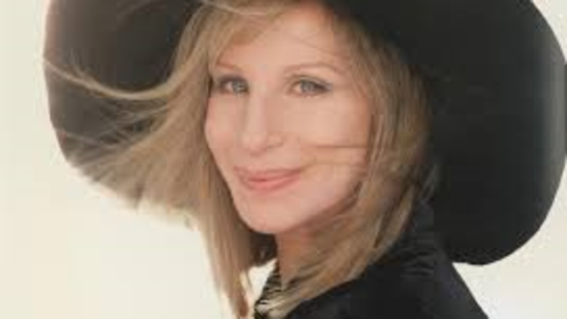 باربرا سترايساند تحصد السعفة الذهبية الفخرية في مهرجان كان تقديرًا لمسيرتها الاستثنائية