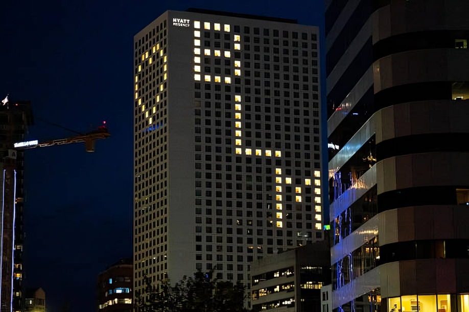 فيفا يلغي حجوزات آلاف الغرف الفندقية في المدن المستضيفة لكأس العالم 2026 بالولايات المتحدة والمكسيك