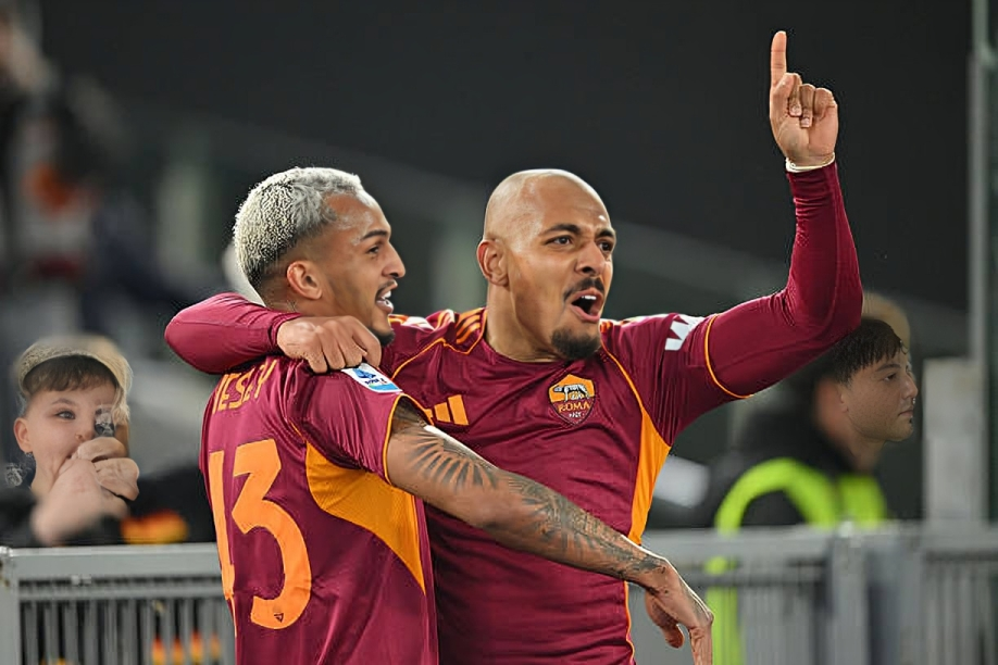 تعادل مثير بين روما ويوفنتوس بثلاثة أهداف لكل فريق في قمة الدوري الإيطالي