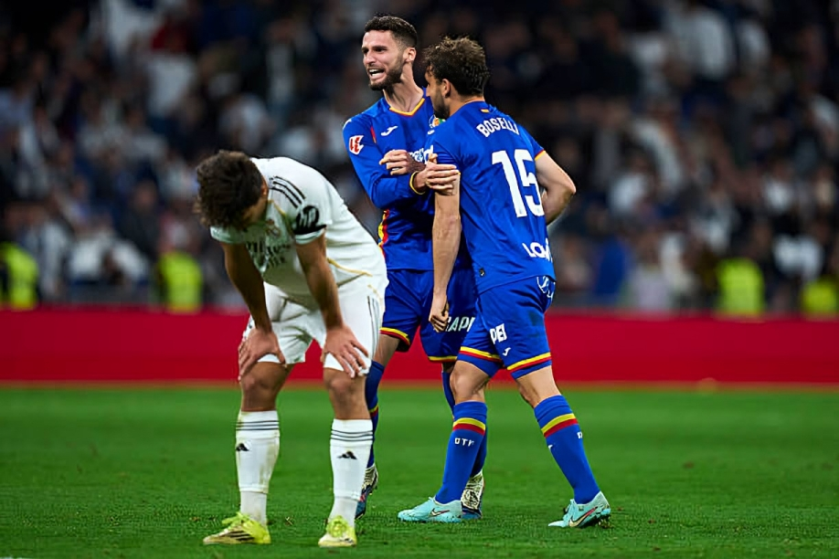 خيتافي يسقط ريال مدريد في سانتياجو برنابيو ويقدم هدية ثمينة لنادي برشلونة